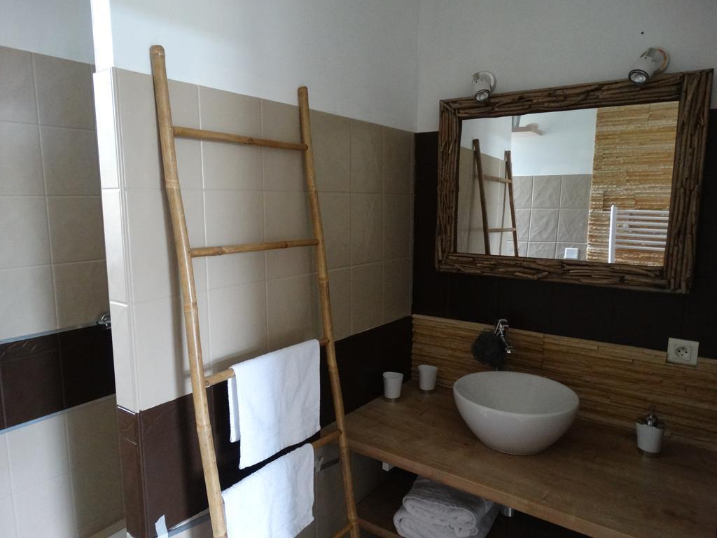 Chambre D'Hotes Ty Men ลาโรช-แบร๋นารด์ ภายนอก รูปภาพ